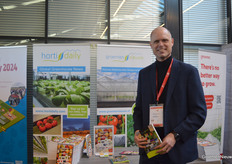 Roelof Jan Knol from Priva came to get a growers guide.